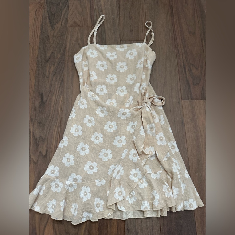 Princess Polly Beige Floral Midi Dress